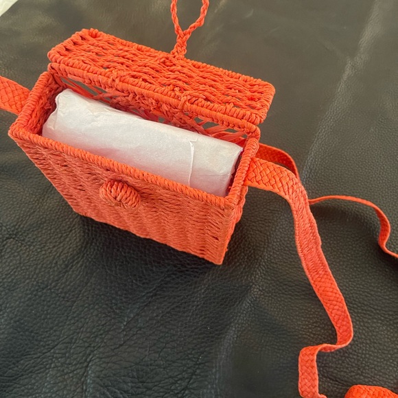 90’s Inspired Orange Crossbody Macramé Rattan Basket Handbag - Picture 8 of 13